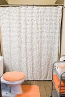 Easyhosts.Amazing Victorian House