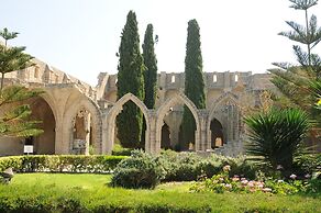 Hera Kyrenia Gardens