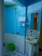 Guanna's Place Room and Resto Bar