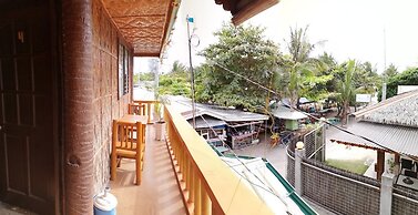 Guanna's Place Room and Resto Bar