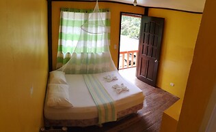 Guanna's Place Room and Resto Bar