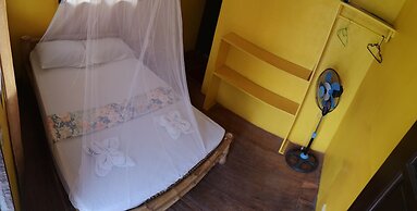 Guanna's Place Room and Resto Bar