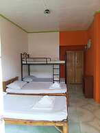 Guanna's Place Room and Resto Bar