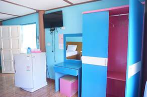 Sangthong Andaman Resort