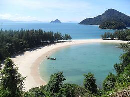 Sangthong Andaman Resort