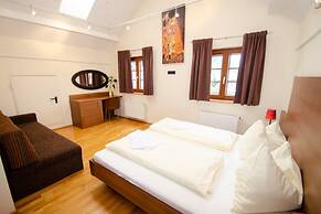 Post Residence Apartments