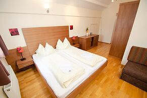 Post Residence Apartments