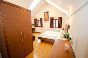 Post Residence Apartments