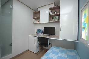 LotteTower Rainbow House