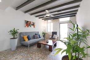 Gorgeous Apt in Neve Tzedek with Parking