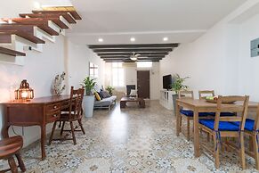Gorgeous Apt in Neve Tzedek with Parking
