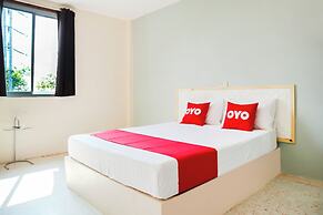 OYO 674 Greenery Home
