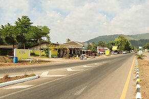 OYO 674 Greenery Home