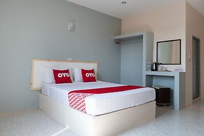 OYO 674 Greenery Home