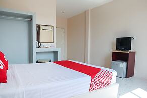 OYO 674 Greenery Home