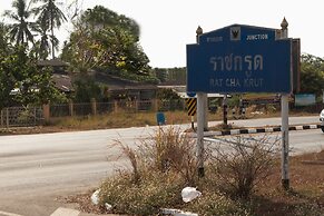 OYO 674 Greenery Home