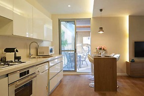 Quiet with Terrasse in City Center by FeelHome