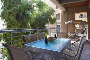 Quiet with Terrasse in City Center by FeelHome