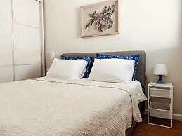 Chic in City Center by FeelHome 