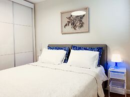 Chic in City Center by FeelHome 