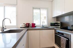 Comfort Family Apartment near Beach by FeelHome