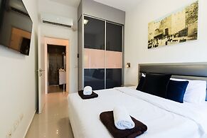 Comfort Family Apartment near Beach by FeelHome