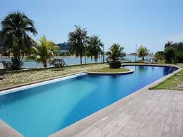 Marina Island Apartment