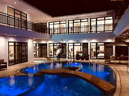 White Breeze Palawan Boutique Hotel