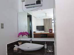 White Breeze Palawan Boutique Hotel