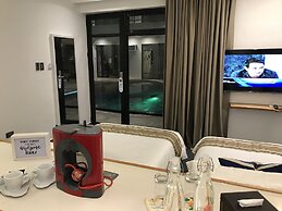 White Breeze Palawan Boutique Hotel