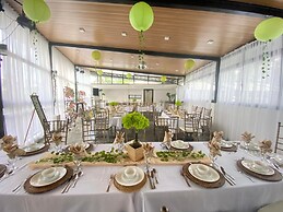 White Breeze Palawan Boutique Hotel