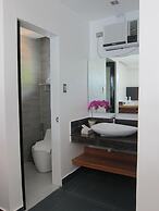 White Breeze Palawan Boutique Hotel