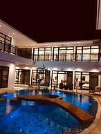 White Breeze Palawan Boutique Hotel