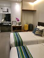 White Breeze Palawan Boutique Hotel