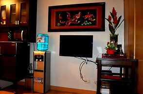 Charming Couples Condo