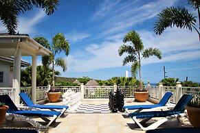 Mais oui Tennis and Spa Villa