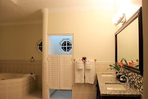 Mais oui Tennis and Spa Villa