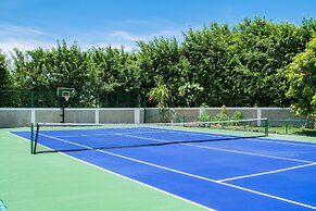 Mais oui Tennis and Spa Villa