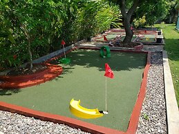 Mais oui Tennis and Spa Villa