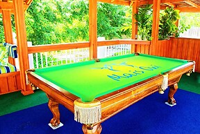 Mais oui Tennis and Spa Villa