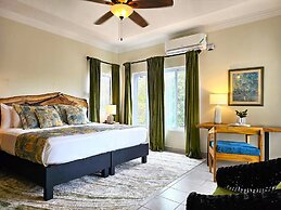 Mais oui Tennis and Spa Villa