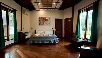 Dolarog Beach Resort