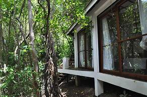 Dolarog Beach Resort