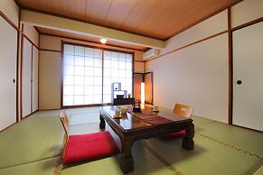 Sakura Sakura Hot Springs