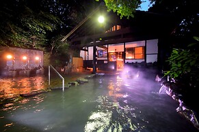 Sakura Sakura Hot Springs