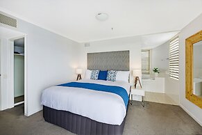 The Duporth Riverside