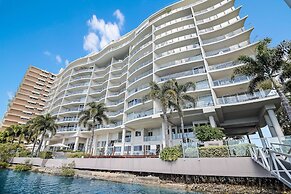 The Duporth Riverside