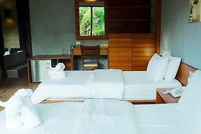 The Grace Amphawa Resort