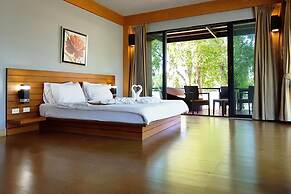 The Grace Amphawa Resort