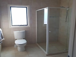 Streaky Bay Motel and Villas